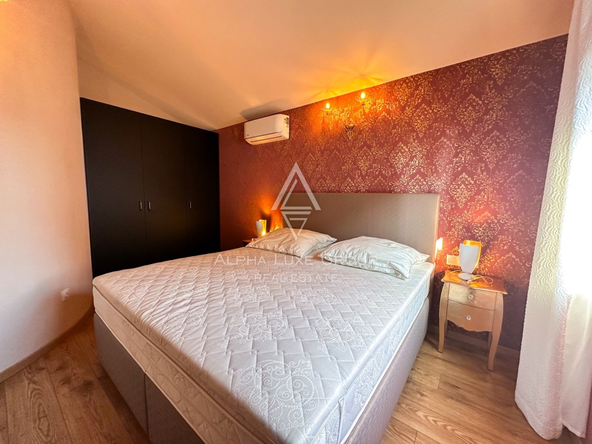 Affascinante Villa in Pietra con Piscina nelle Vicinanze di Parenzo