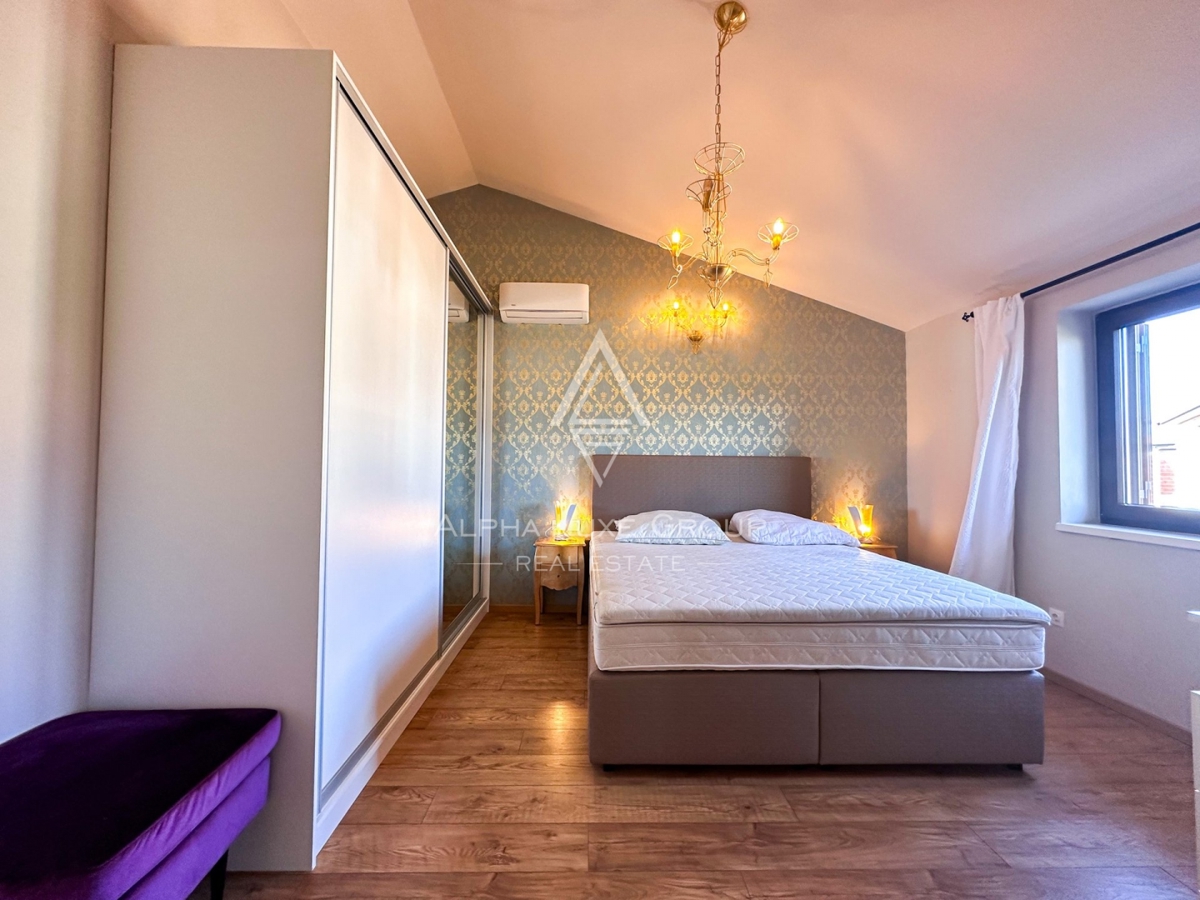 Affascinante Villa in Pietra con Piscina nelle Vicinanze di Parenzo