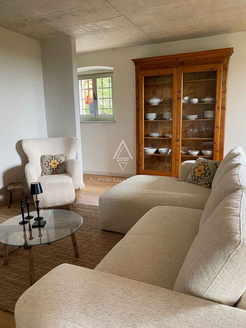 Casa bifamiliare con vista panoramica sul mare, Verteneglio e sui vigneti circostanti, Buje, ISTRIA