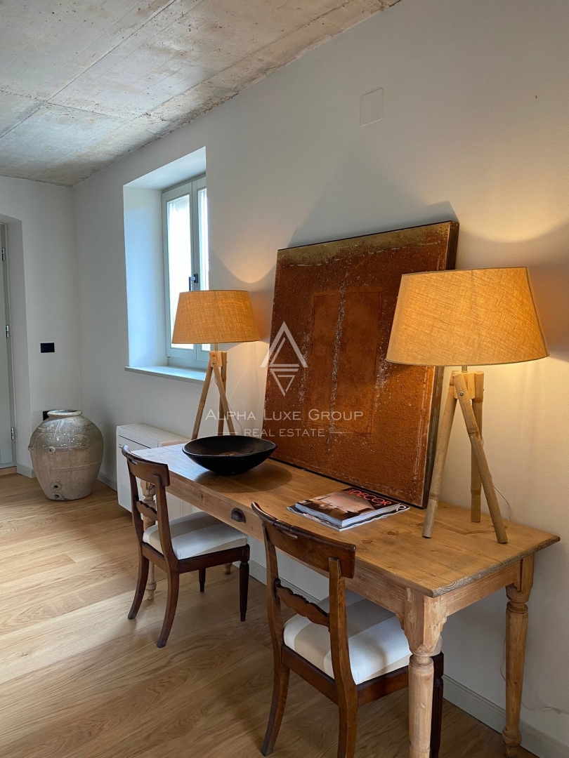 Casa bifamiliare con vista panoramica sul mare, Verteneglio e sui vigneti circostanti, Buje, ISTRIA