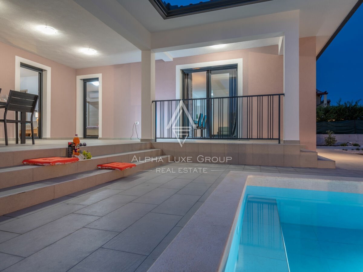 Bella nuova casa con piscina, Istria, Labin