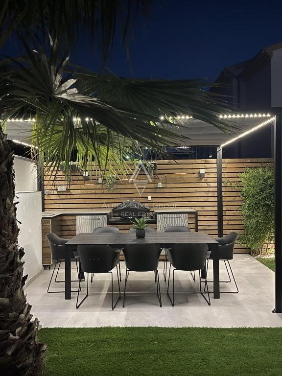 Istria, Medulin: Villa esclusiva con vista mozzafiato sul mare