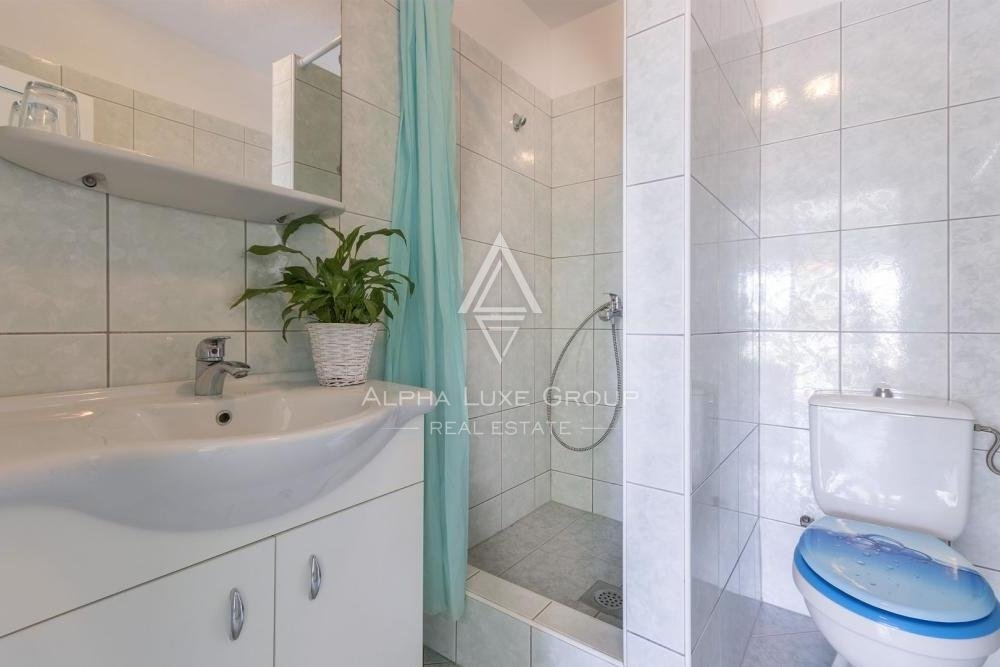 Appartamento con vista mare vicino al mare, Istria, Pola