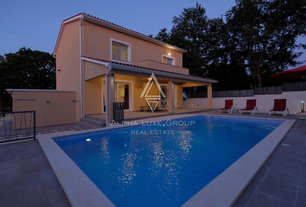 Bella casa con piscina, Istria, Svetvinčenat