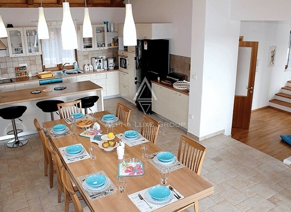 Bella villa con piscina, Istria, Žminj