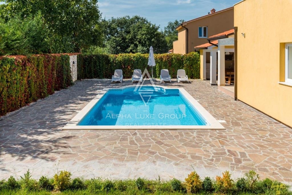 Nuova bella casa con piscina, Istria, Labin