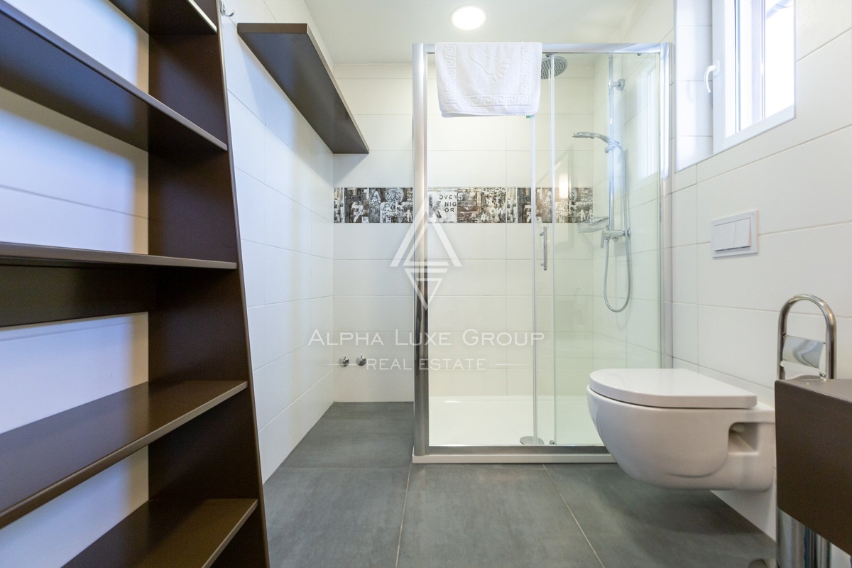 Beauty house a tre piani con piscina, Istria, Lisignano