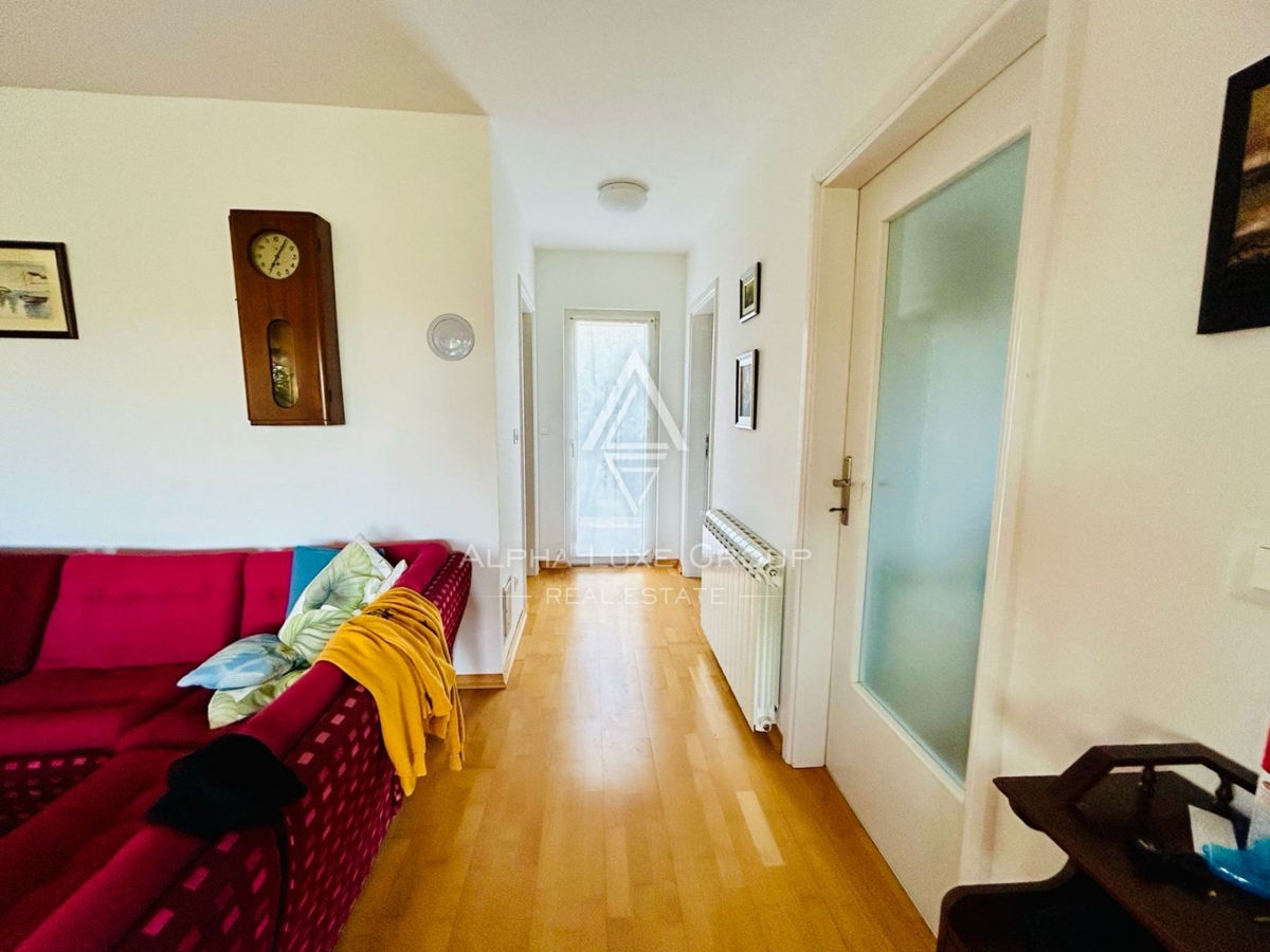 Istria, Parenzo: Casa Esclusiva in Zona Tranquilla