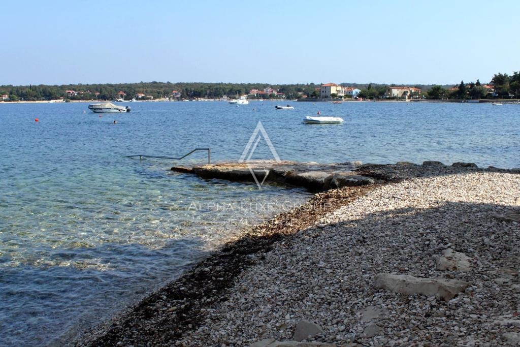 Novigrad, Istria – Appartamento 1° piano vicino mare