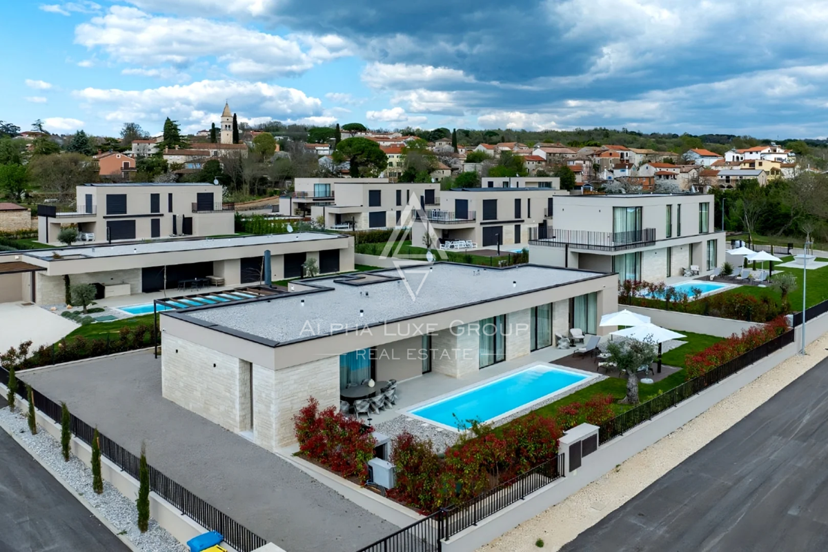 Istria, Poreč: Villa di lusso con piscina vicino borgo