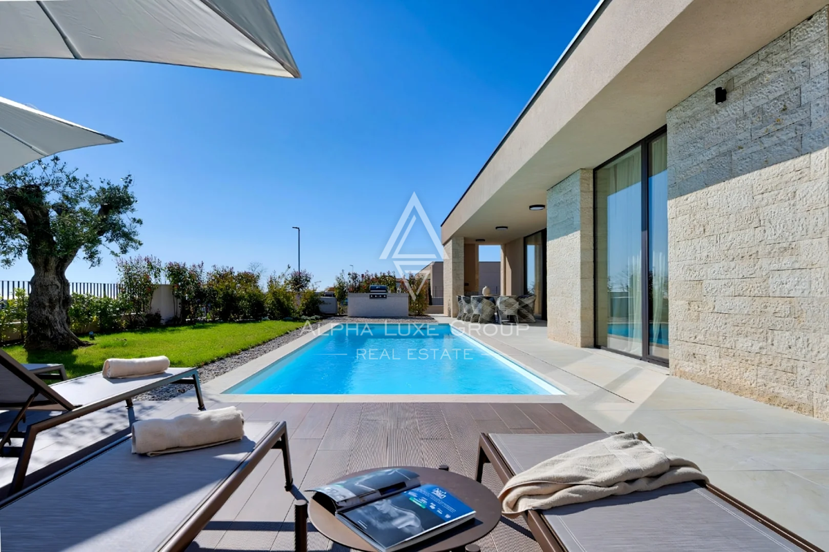 Istria, Poreč: Villa di lusso con piscina vicino borgo