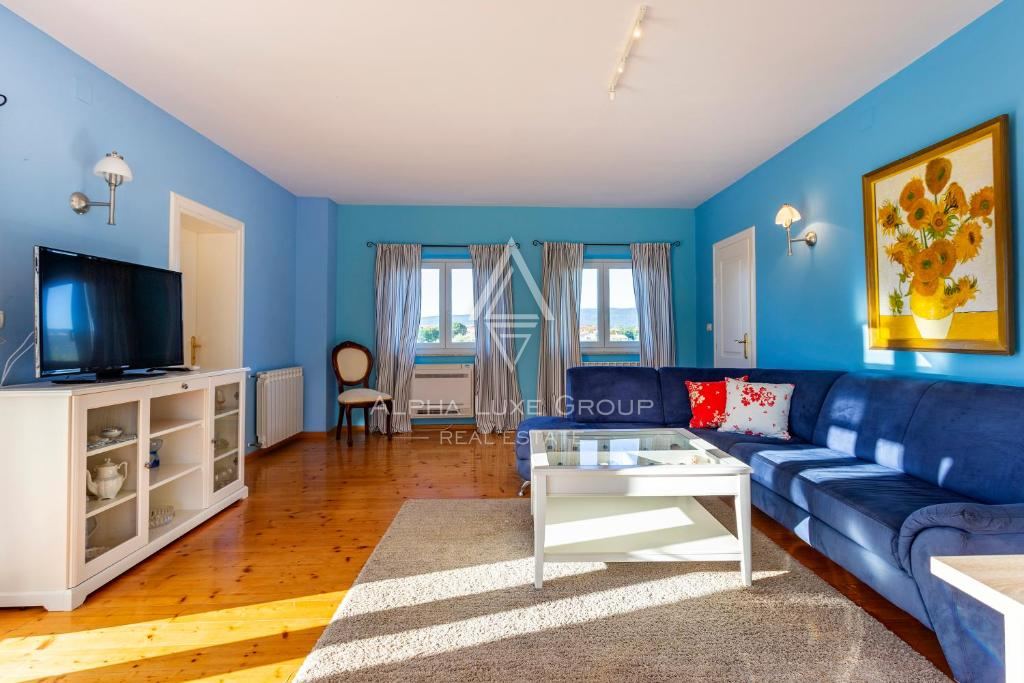 Istria, Rakalj: Villa di lusso con piscina e giardino