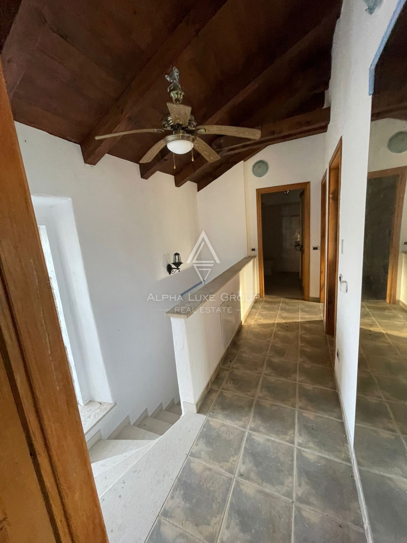 Istria, Momjan: Casa in pietra rinnovata con vista