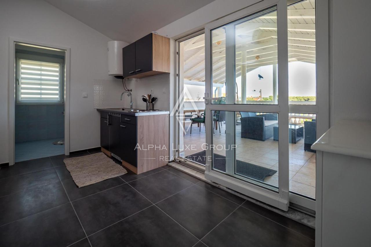 Istria, Banjole: Casa appartamenti vicino mare