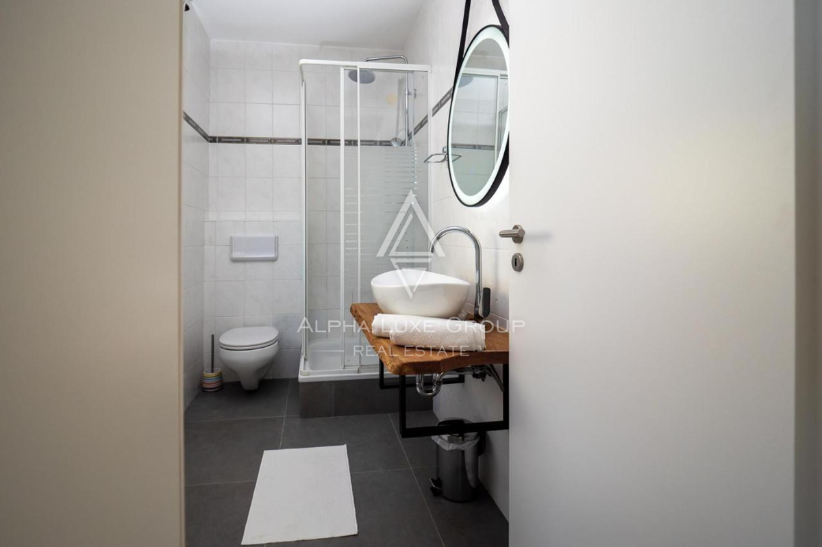 Istria, Banjole: Casa appartamenti vicino mare