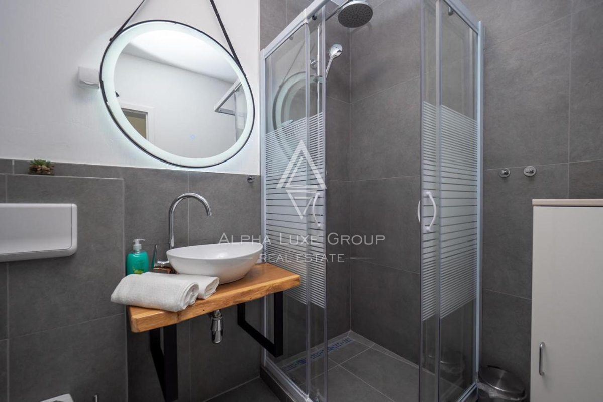 Istria, Banjole: Casa appartamenti vicino mare