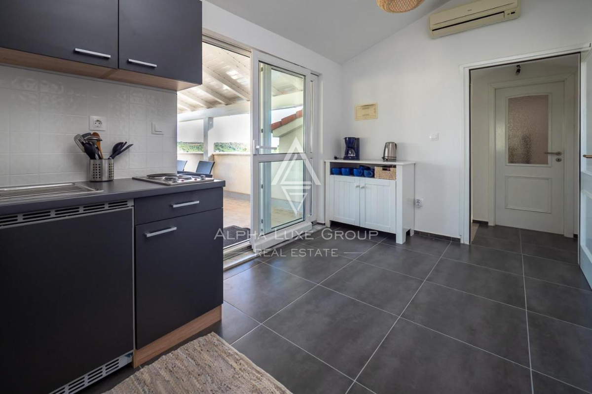 Istria, Banjole: Casa appartamenti vicino mare