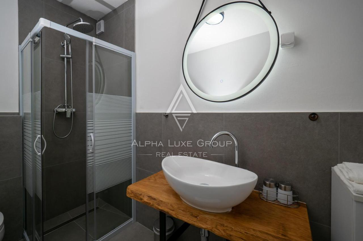 Istria, Banjole: Casa appartamenti vicino mare