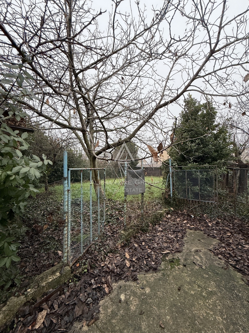 Istria, Poreč – casa a schiera con potenziale