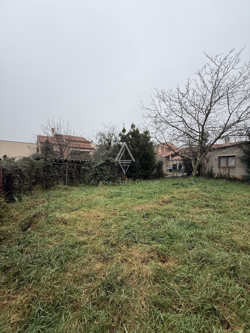 Istria, Poreč – casa a schiera con potenziale