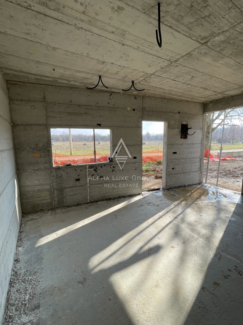 Istria, Poreč – appartamento moderno con loggia