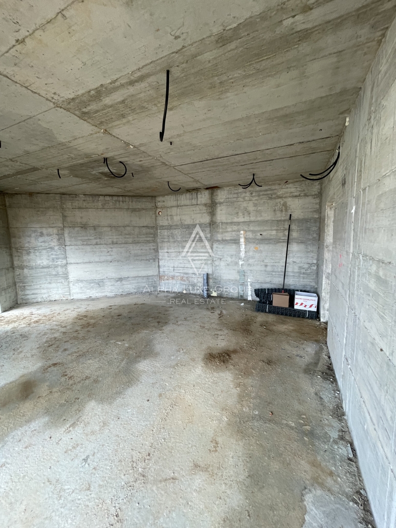 Istria, Poreč – appartamento moderno con loggia