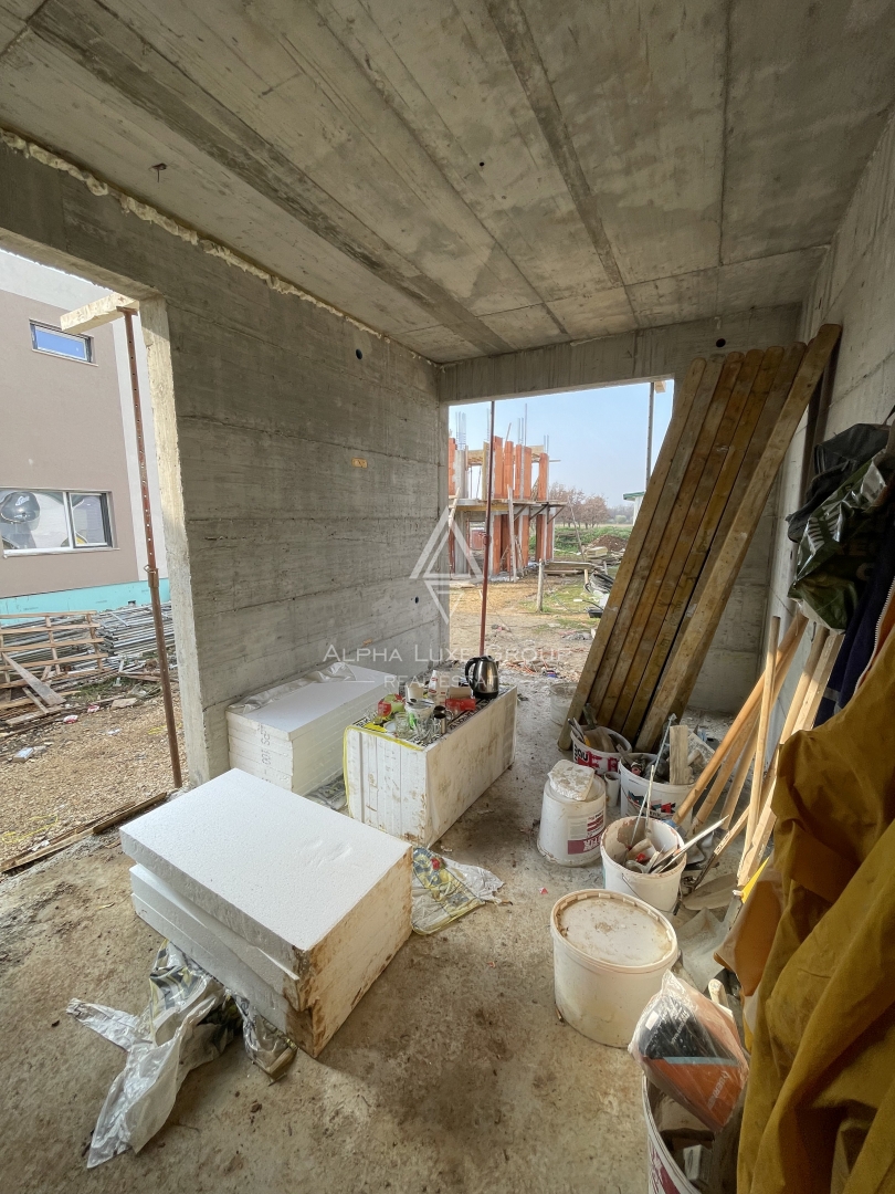 Istria, Poreč – appartamento moderno con loggia