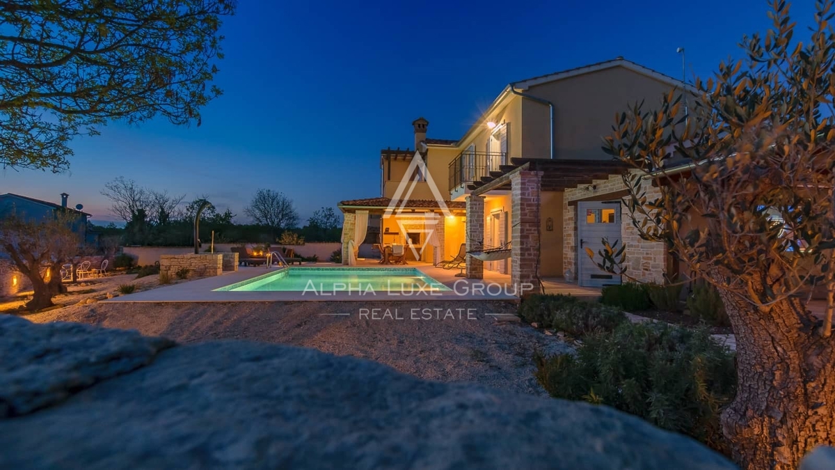 Istria, Vodnjan: Casa mediterranea con piscina