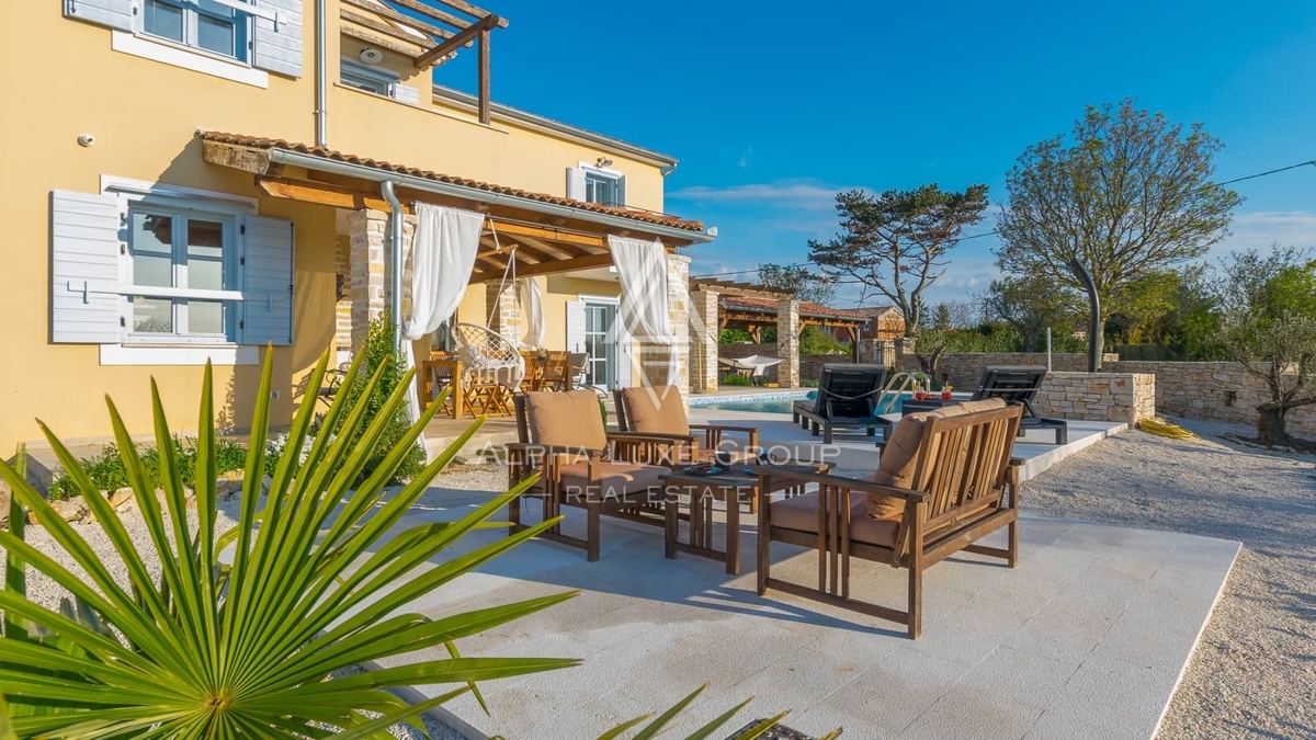 Istria, Vodnjan: Casa mediterranea con piscina