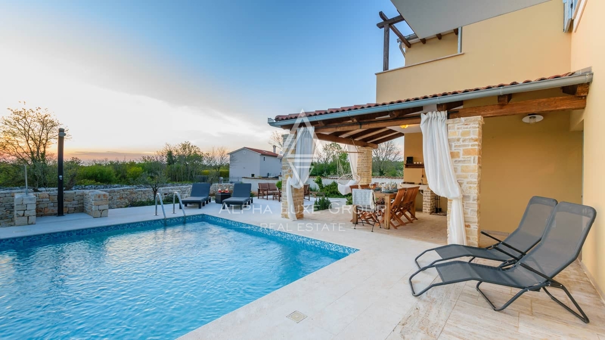 Istria, Vodnjan: Casa mediterranea con piscina