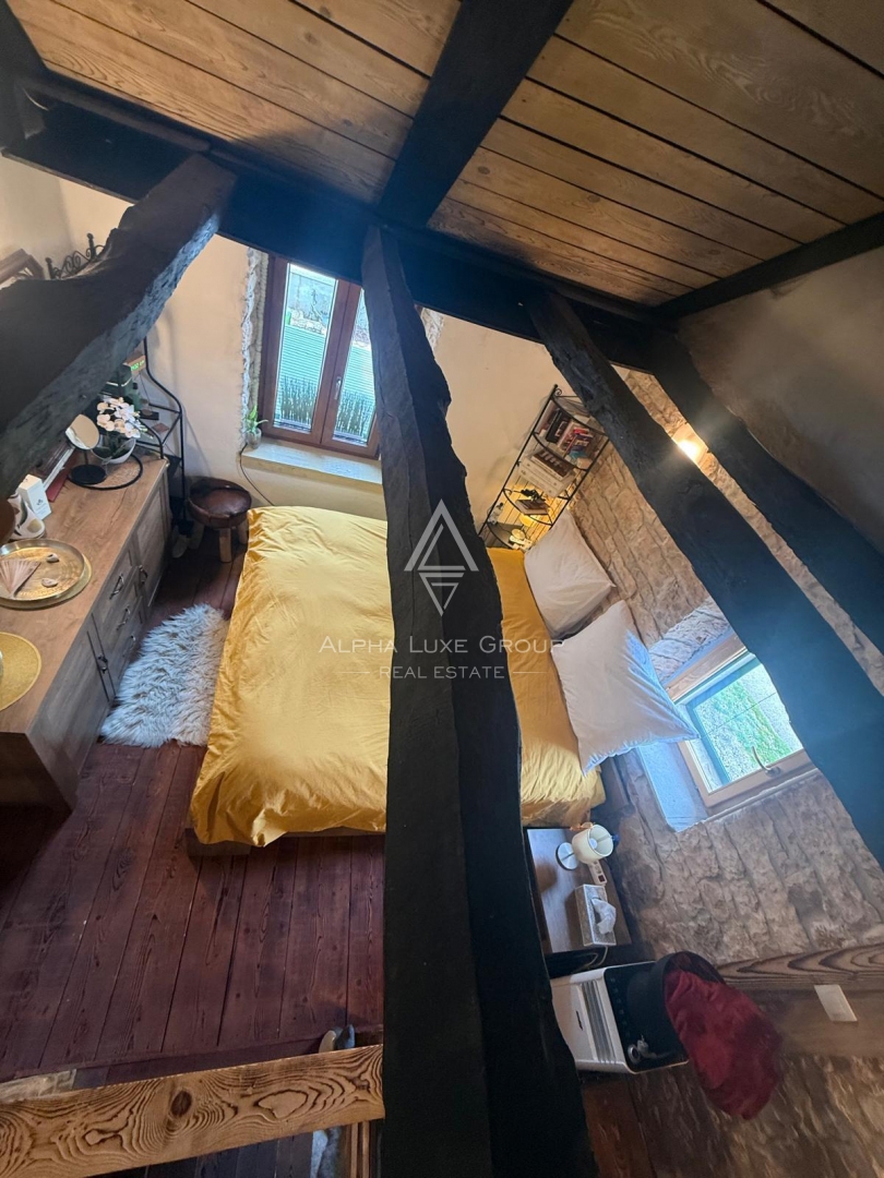 Istria, Sveti Petar u Šumi: Casa in pietra con cortile