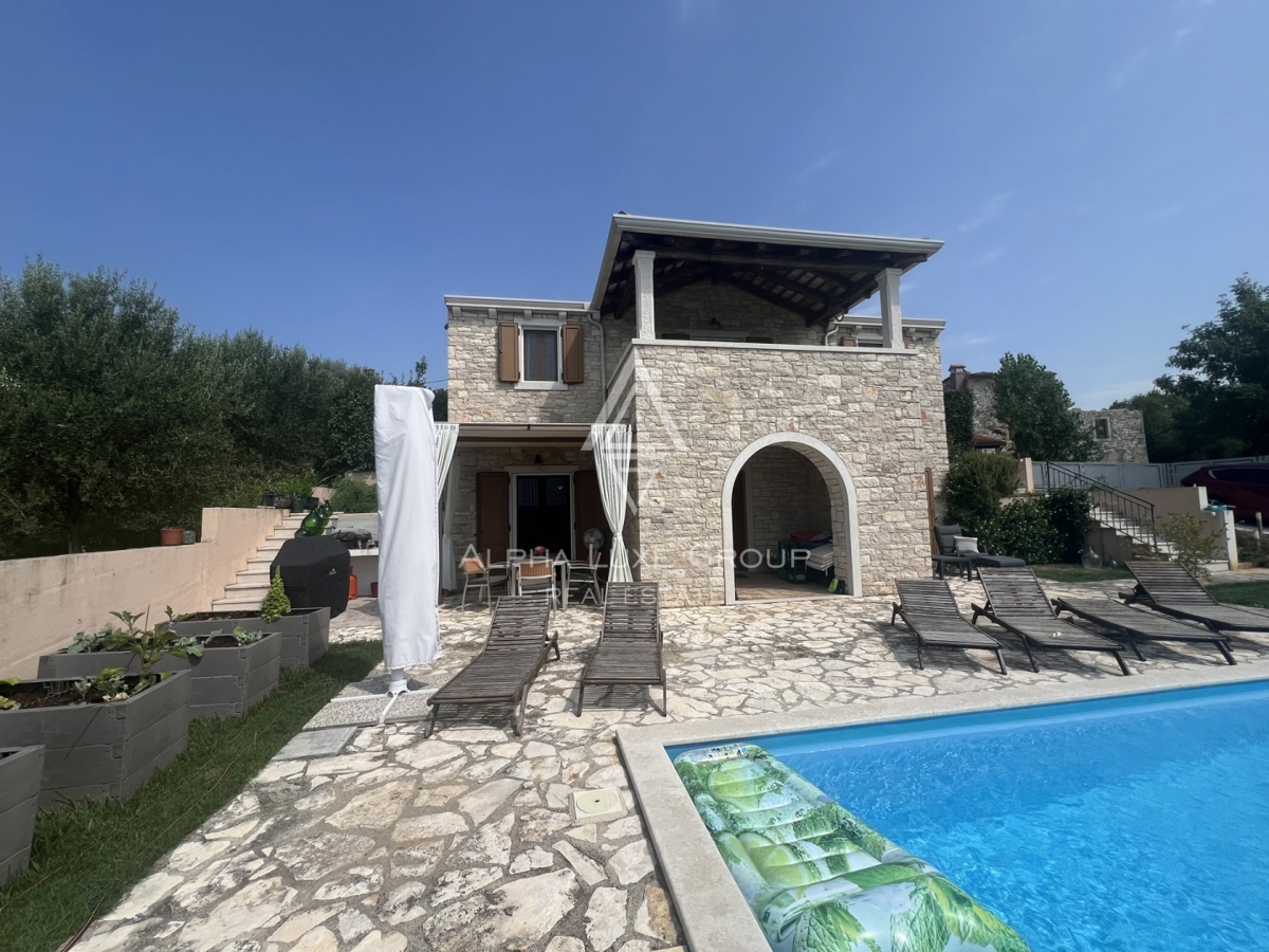 Istria, Buje – Splendida villa con piscina e vista panoramica