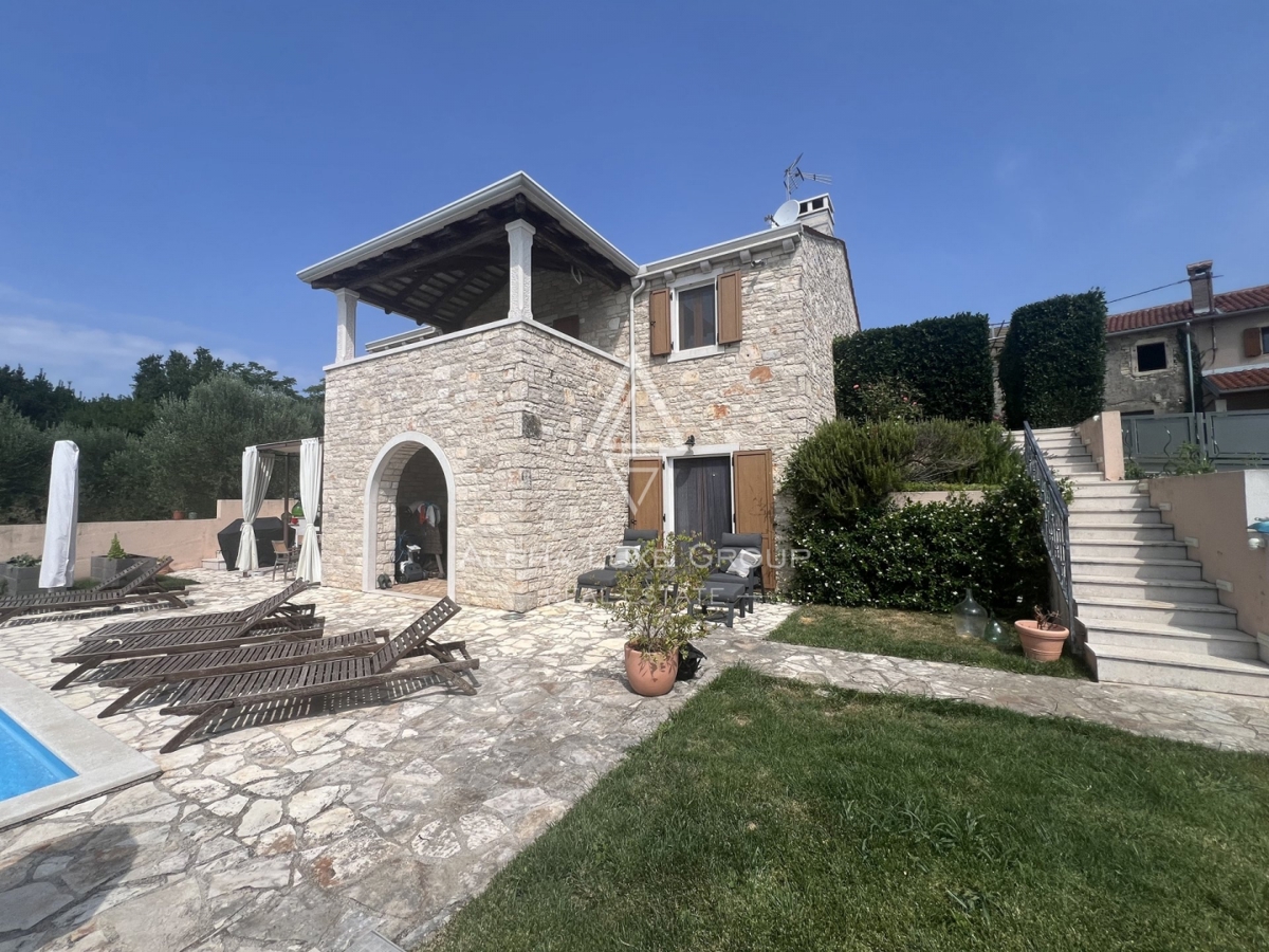 Istria, Buje – Splendida villa con piscina e vista panoramica