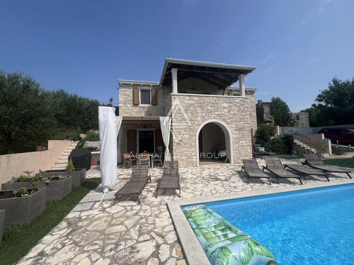 Istria, Buje – Splendida villa con piscina e vista panoramica