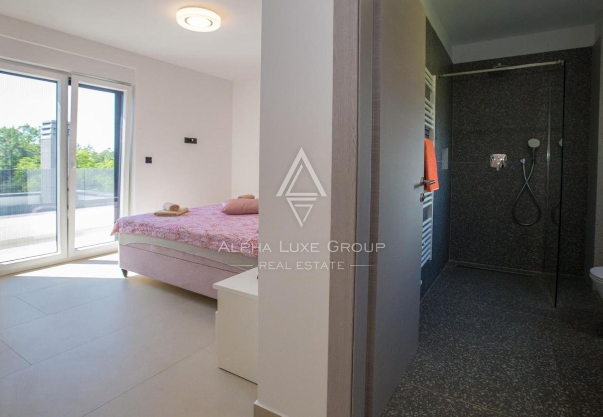Poreč, Istria: Esclusiva villa di nuova costruzione