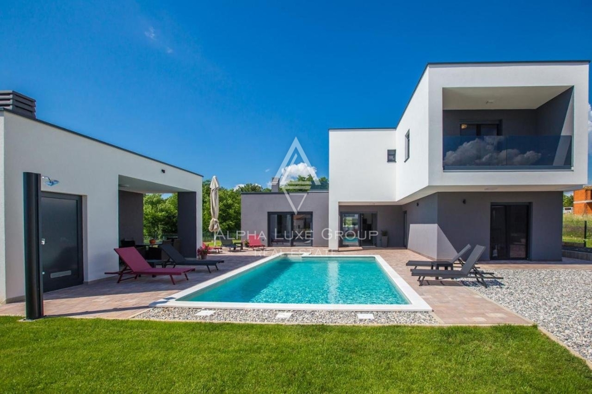 Poreč, Istria: Esclusiva villa di nuova costruzione
