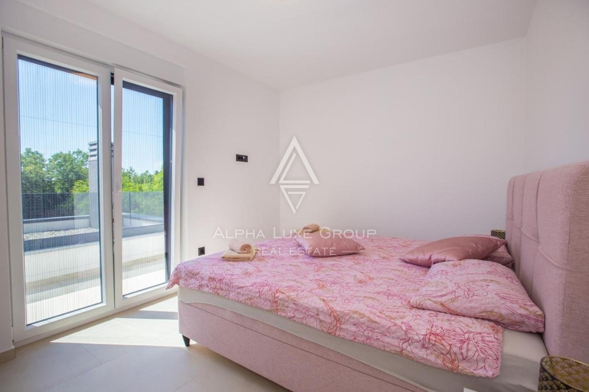 Poreč, Istria: Esclusiva villa di nuova costruzione