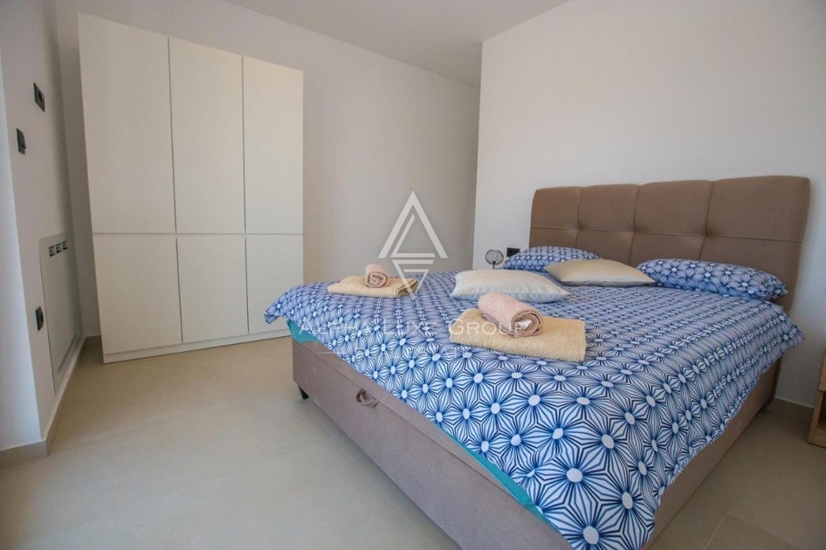 Poreč, Istria: Esclusiva villa di nuova costruzione