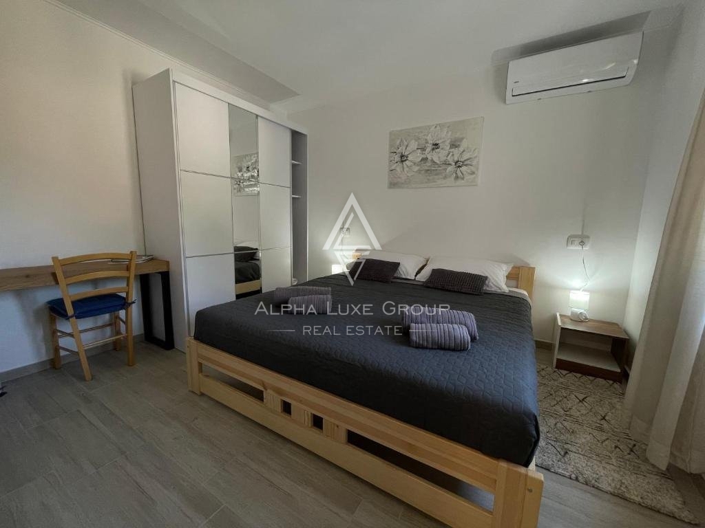 Labin, Istria: Casa versatile con spazio commerciale in vendita