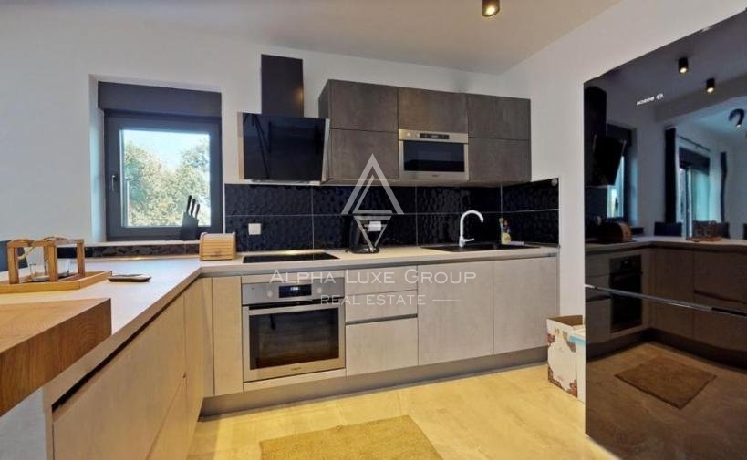 Istria, Rabac: Villa maestosa con vista mare