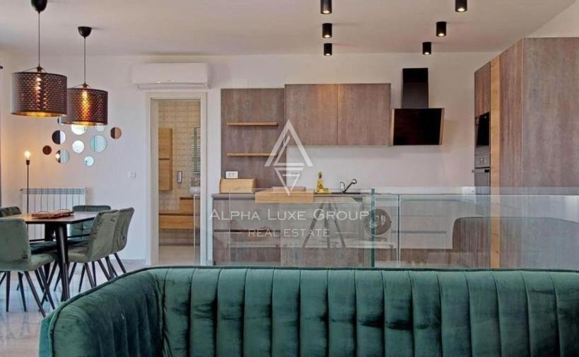 Istria, Rabac: Villa maestosa con vista mare