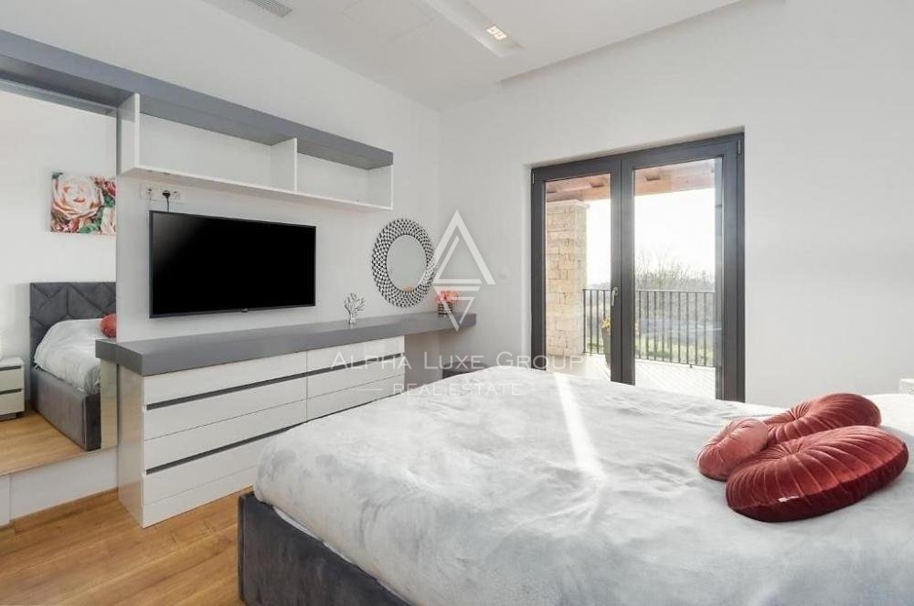 Villa di lusso con piscina, Istria, Parenzo