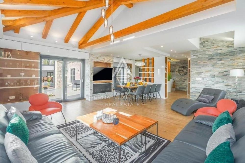 Villa di lusso con piscina, Istria, Parenzo