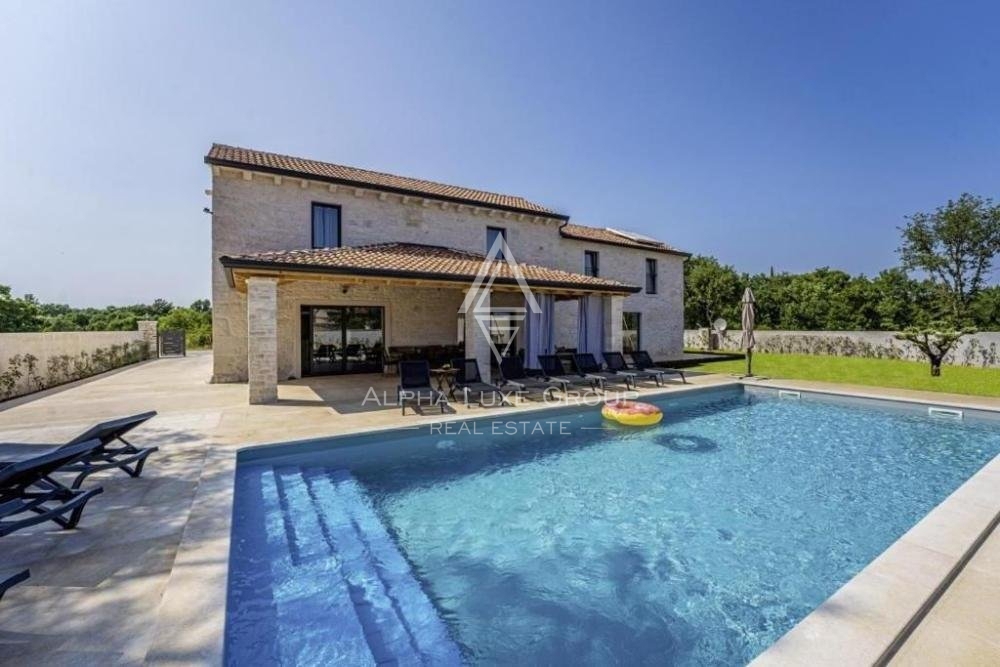 Bella villa in pietra con piscina, Istria, Kanfanar