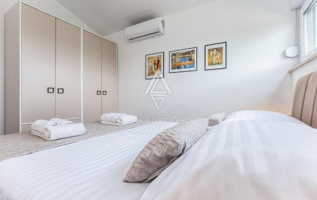 Villa con piscina, posizione tranquilla, Parenzo.