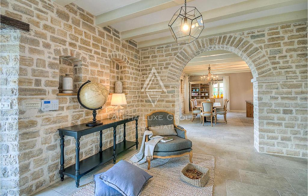 Kanfanar, Istria: Villa elegante con piscina e giardino