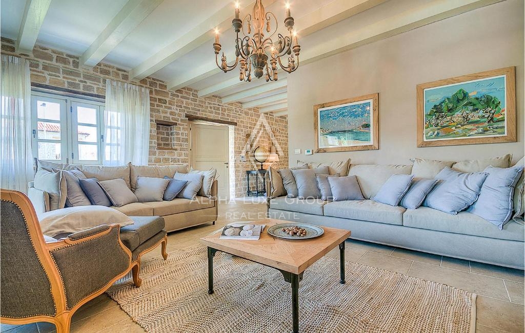 Kanfanar, Istria: Villa elegante con piscina e giardino