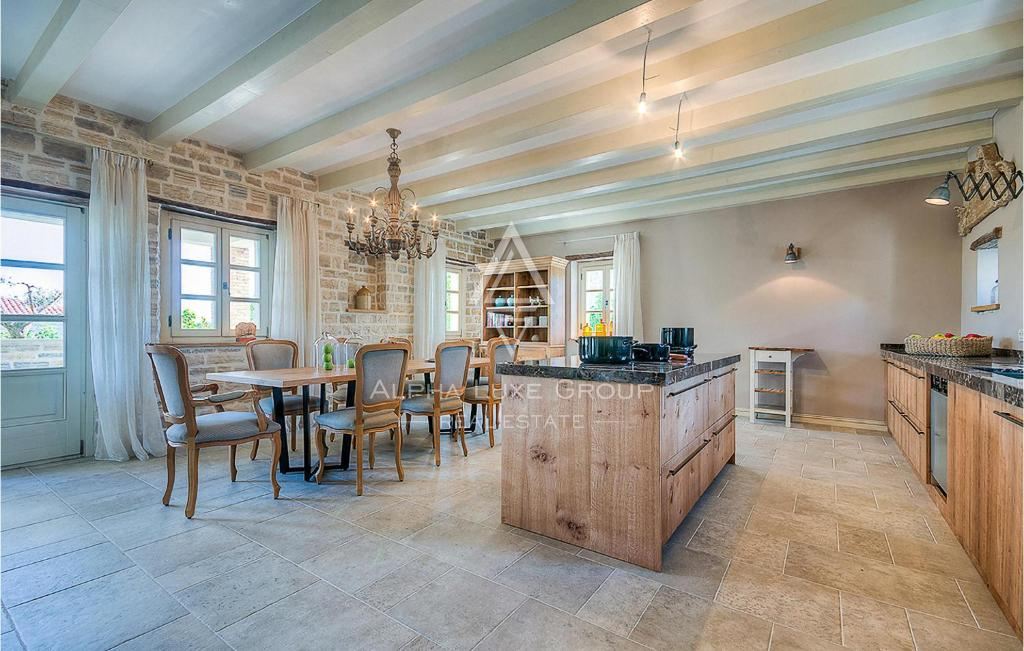 Kanfanar, Istria: Villa elegante con piscina e giardino