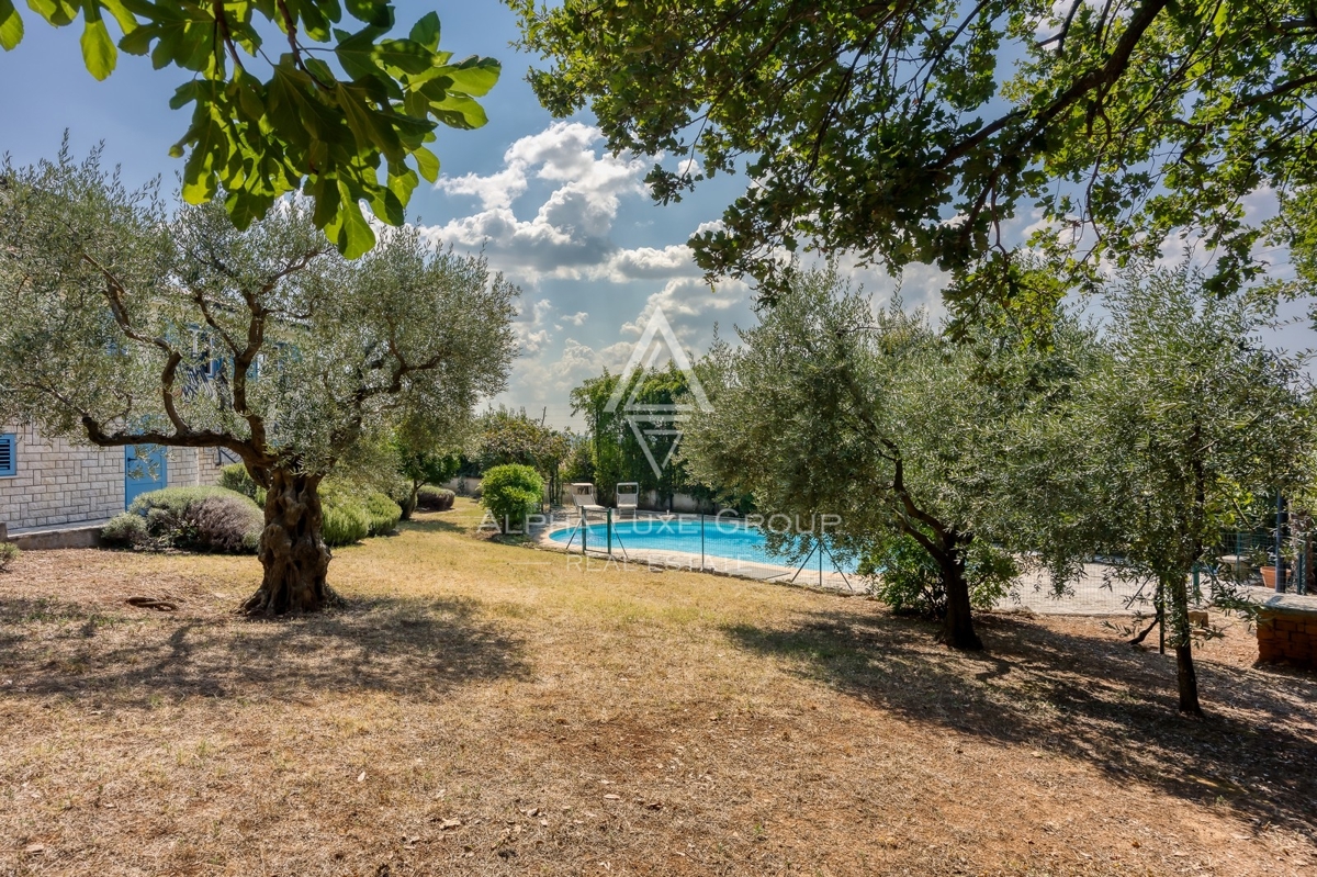 Istria, Kaštelir-Labinci: Casa con piscina e vista mare