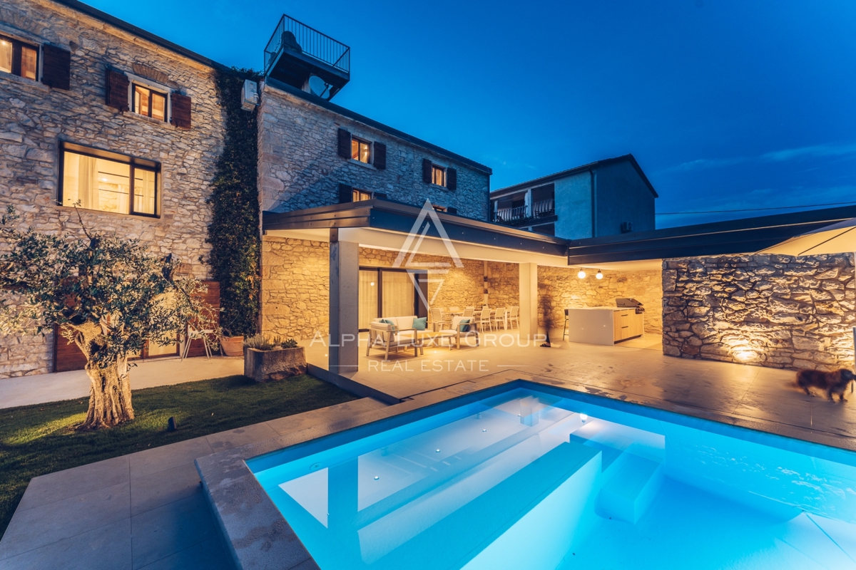 Novigrad, Istria: Lussuosa villa in pietra con piscina